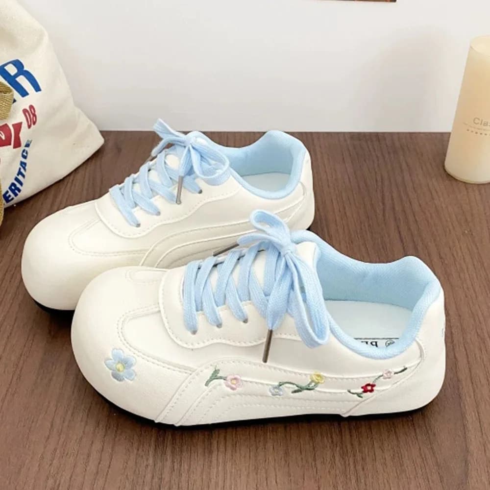 Nouvelles baskets décontractées pour femmes 2026, broderie florale blanche, bout rond, à lacets, cha
