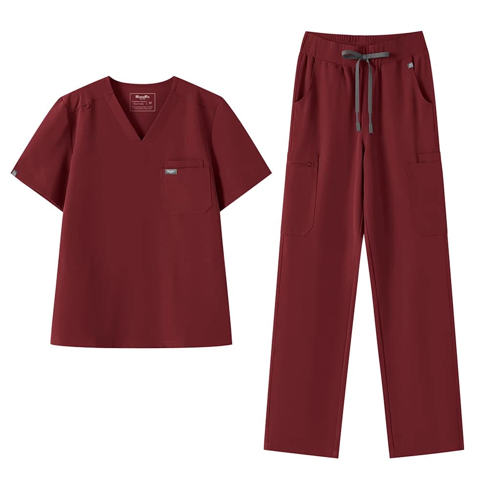 Tenue Médicale Homme Bordeaux : T-shirt et Pantalon Souples, Respirants, Imperméables et Antibactéri