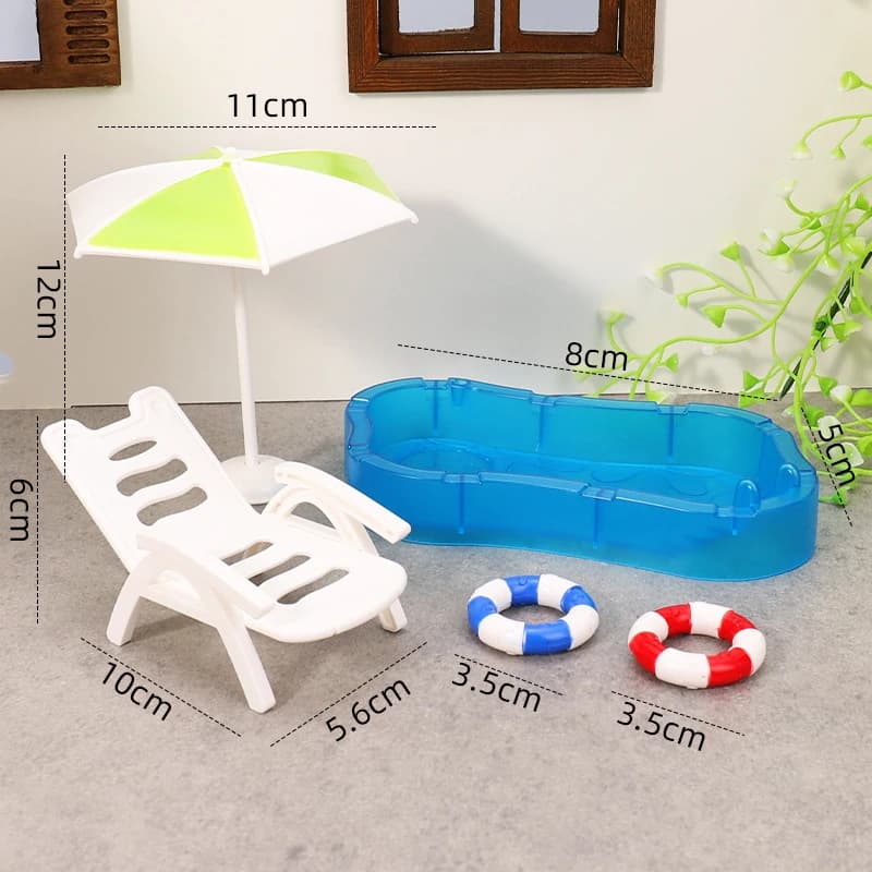 Adorable mini ensemble de jouets de piscine pour maison de poupée pour enfants