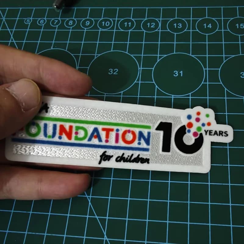Badges de football FOUNDATION pour enfants de 10 ans, nouveaux badges de football arival Iron On Flo