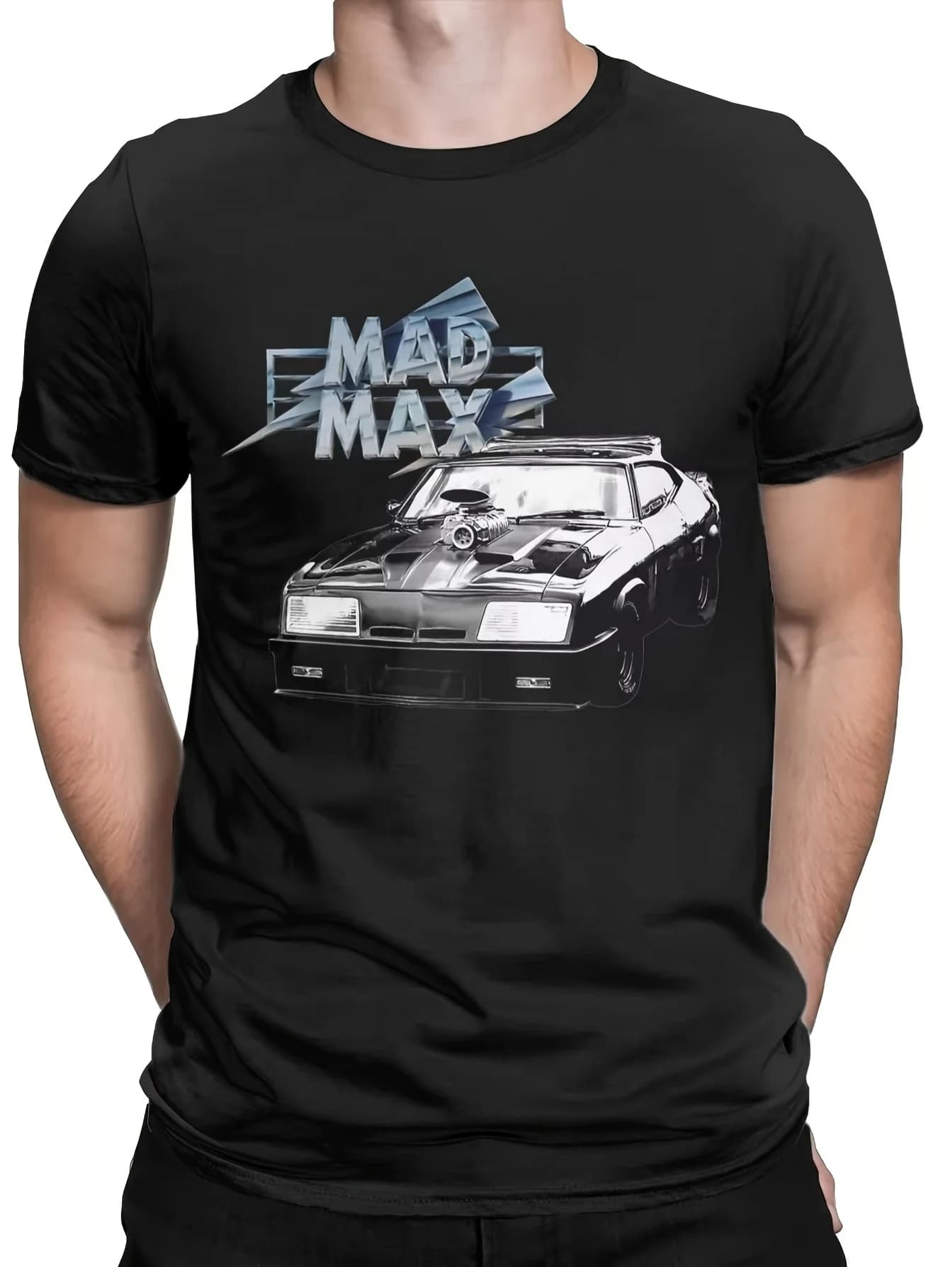 T-shirt graphique Mad Max - Tee-shirt noir saisissant avec motif de voiture emblématique, col rond d