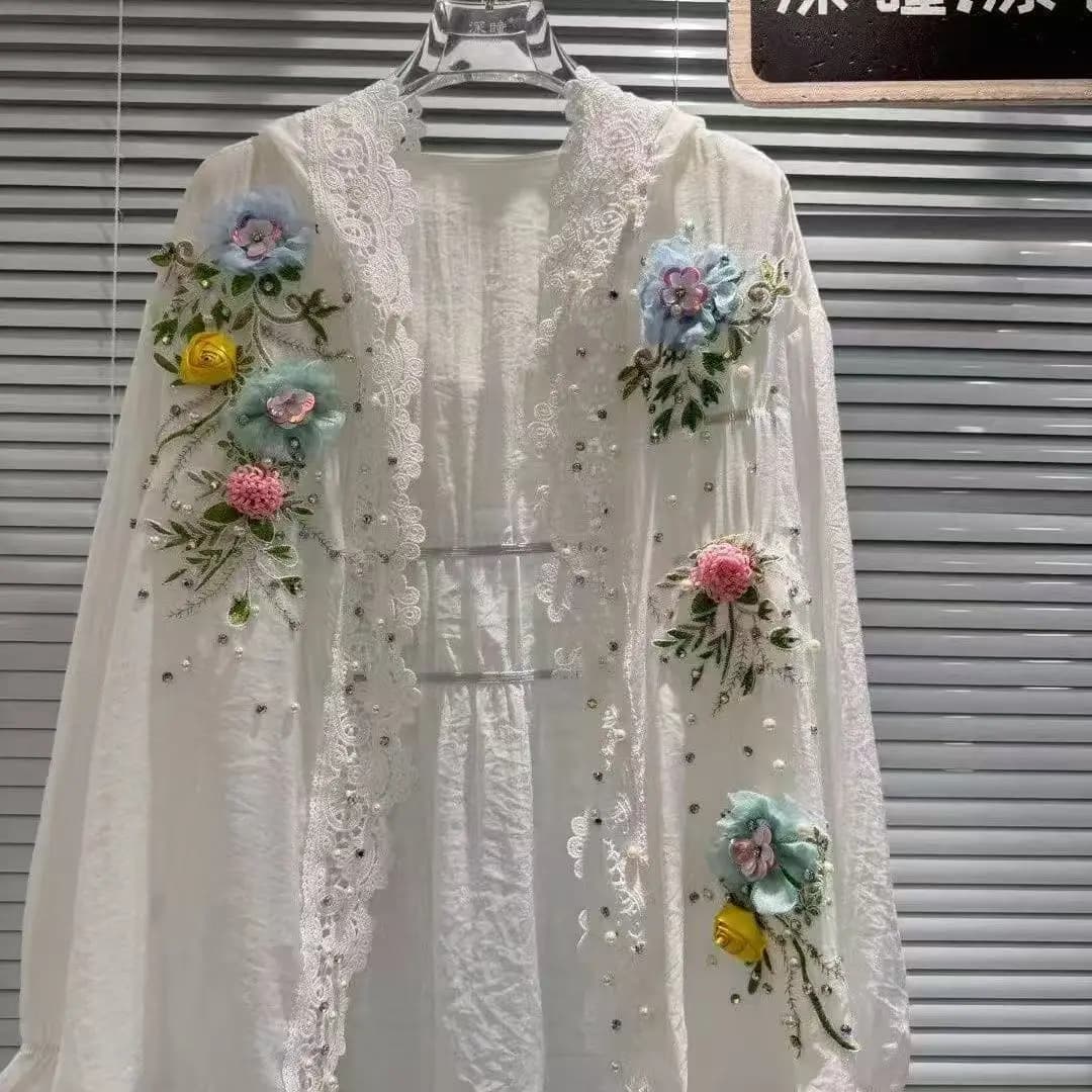 Style de luxe femmes à capuche printemps été lâche décontracté crème solaire chemises Blouses mince