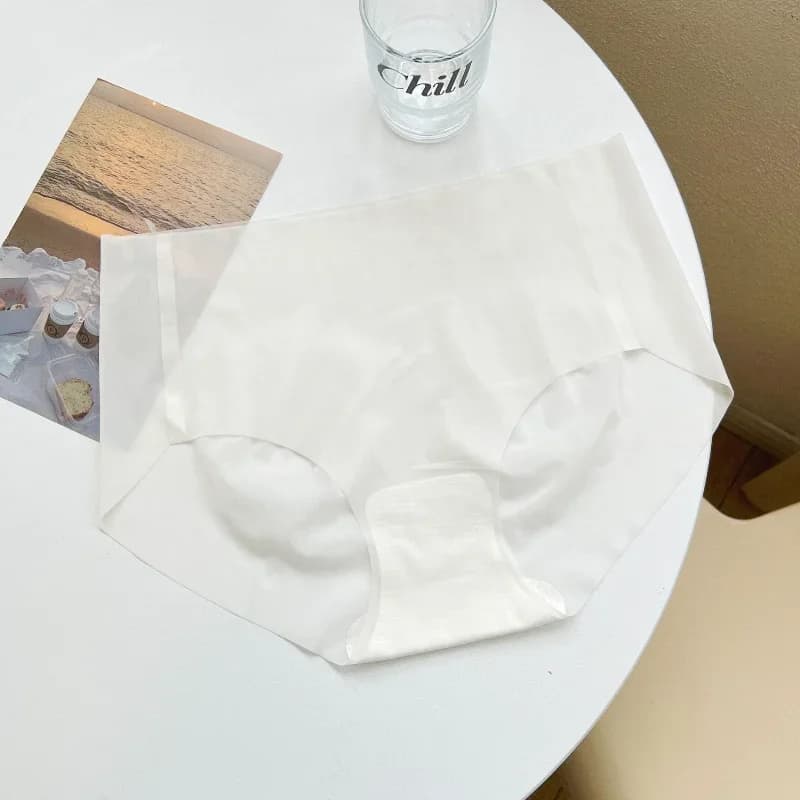 Sous-vêtements sans couture en soie glacée pour femmes, pantalons d'été Ultra en sens à séchage rapi