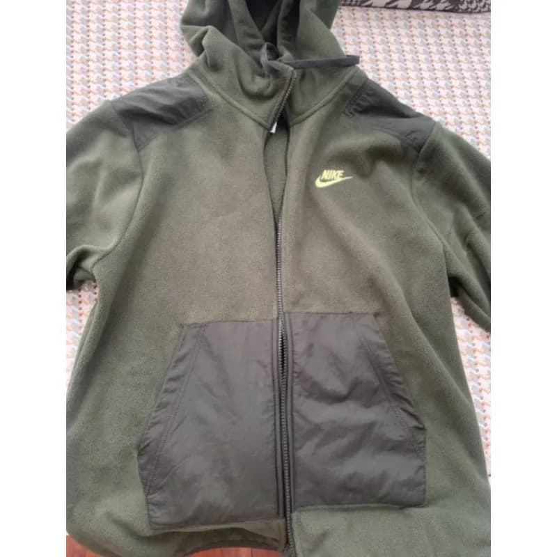 Veste à capuche en daim brodée avec logo Nike Sportswear pour homme, couleur unie, vert-DD4883-355