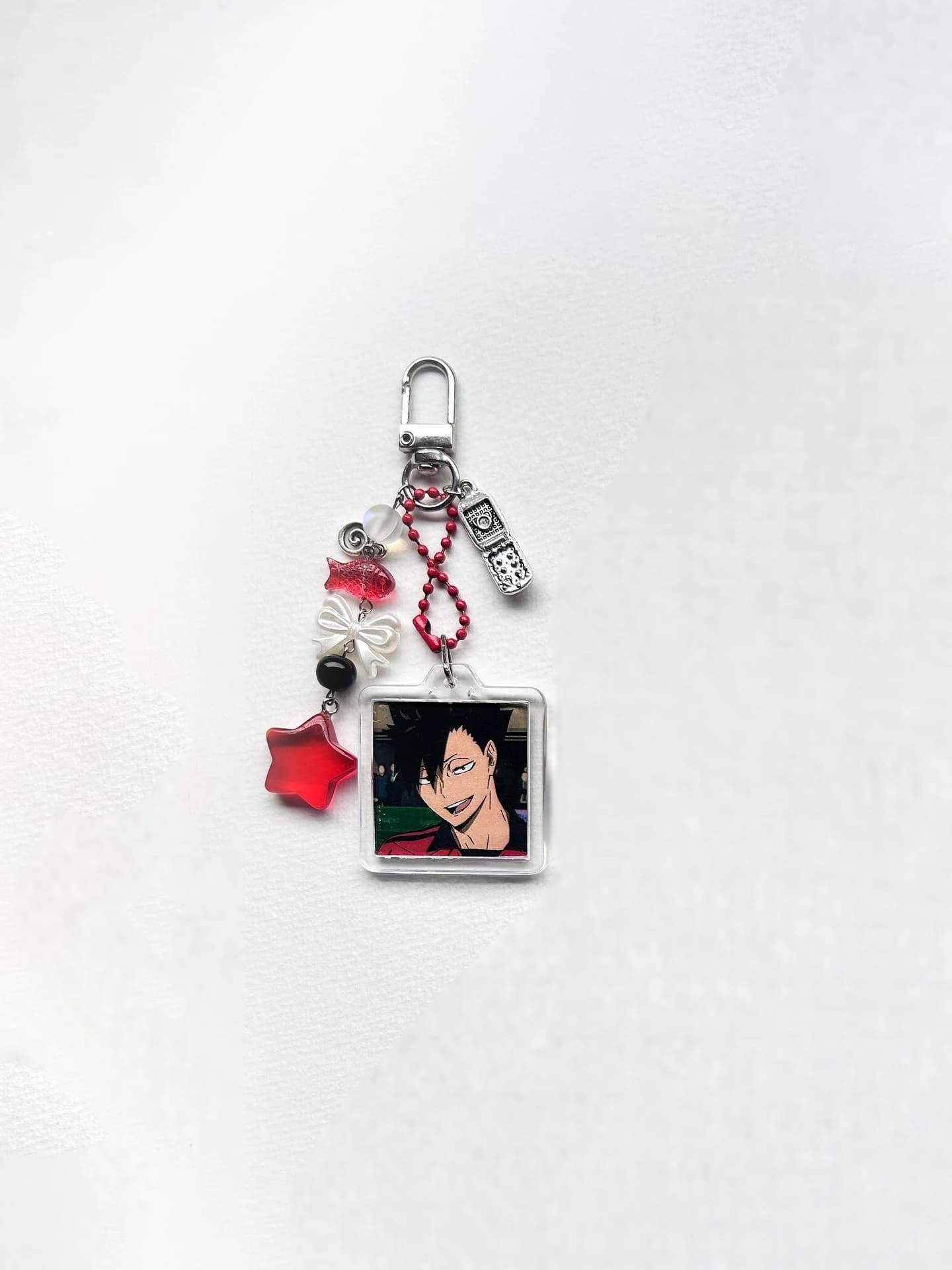 Porte-clés perlé Shoyo Hinata de l'école secondaire Karasuno, pendentif en acrylique, accessoire de 