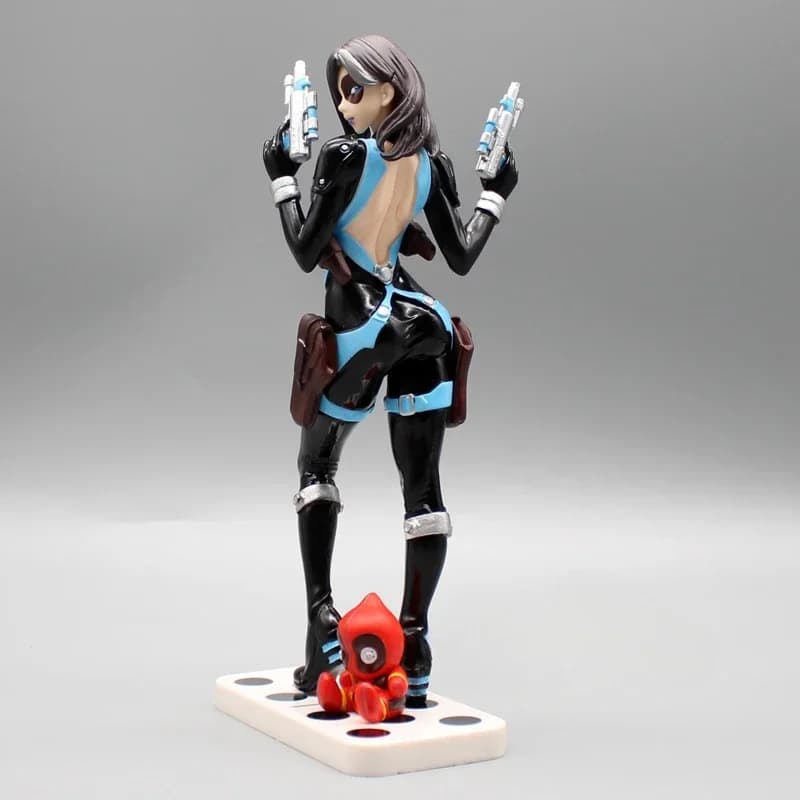 Statue de super-héros Deadpool de 21cm, figurines en PVC de Deadpool, modèle de bureau fait à la mai
