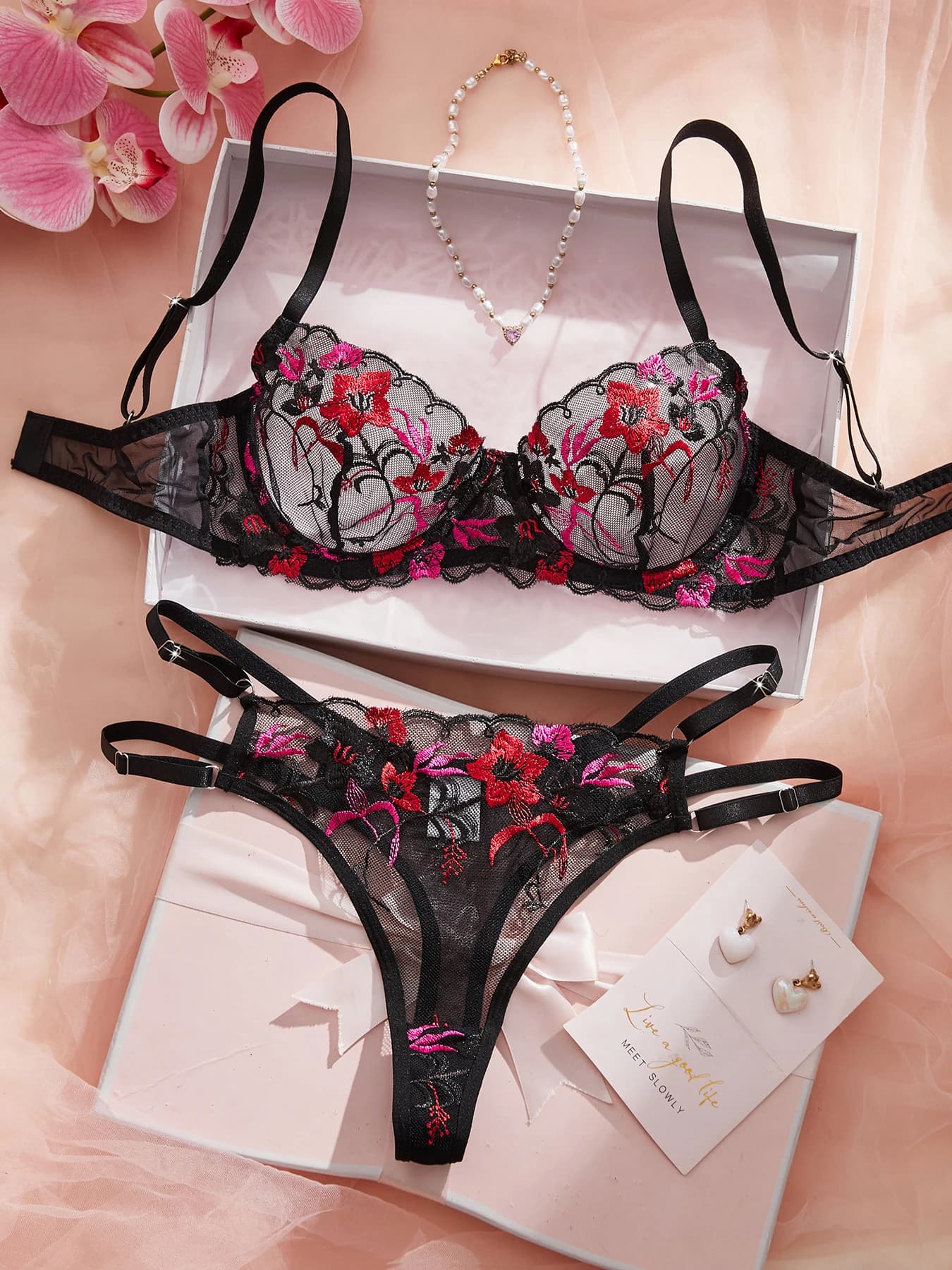 MOYISU luxe français pur désir blanc dentelle mince Sexy gaze ensemble de sous-vêtements broderie fi