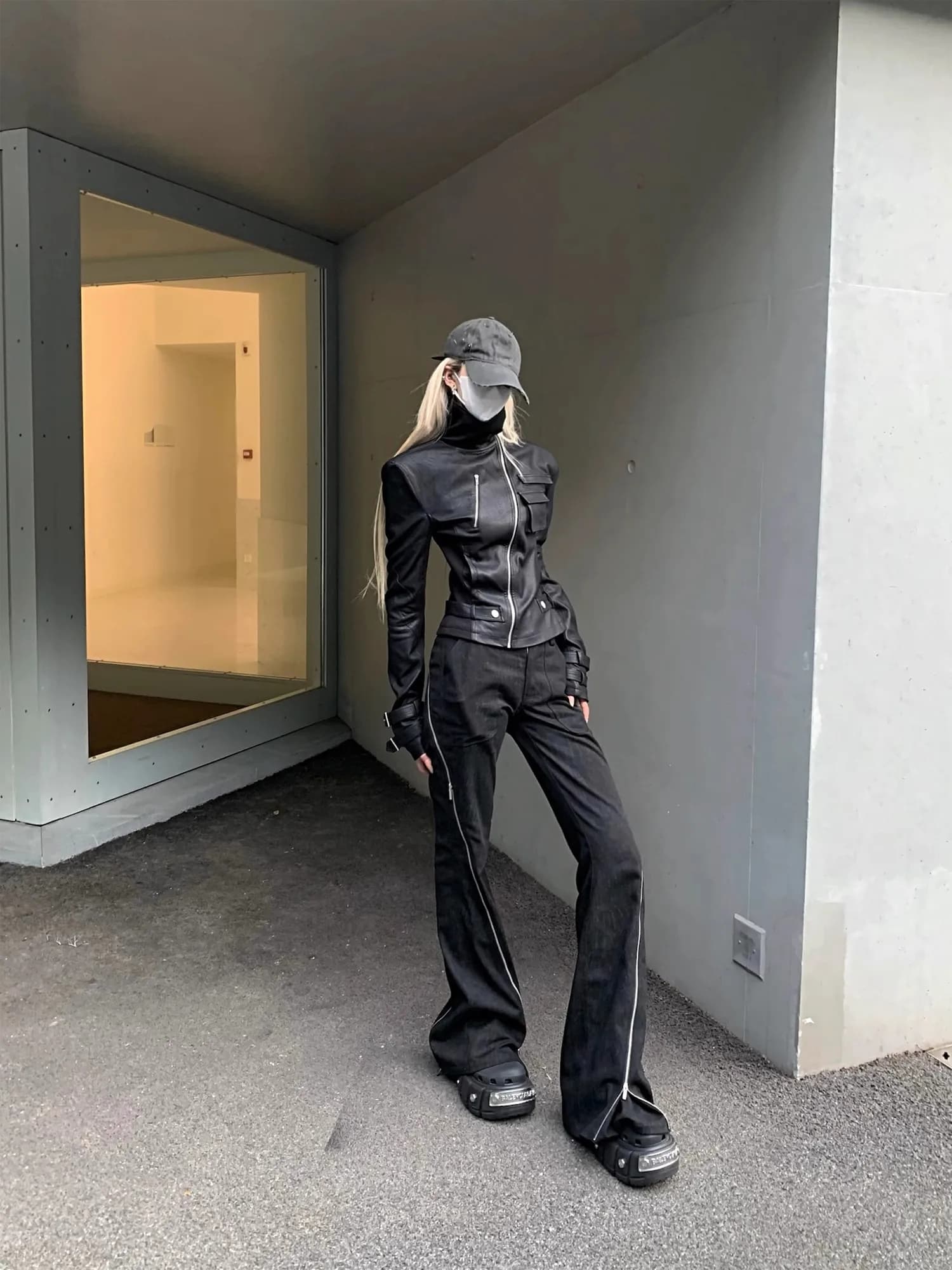 Lautaro printemps automne Cool beau court noir ajusté veste en cuir Pu femmes à manches longues ferm