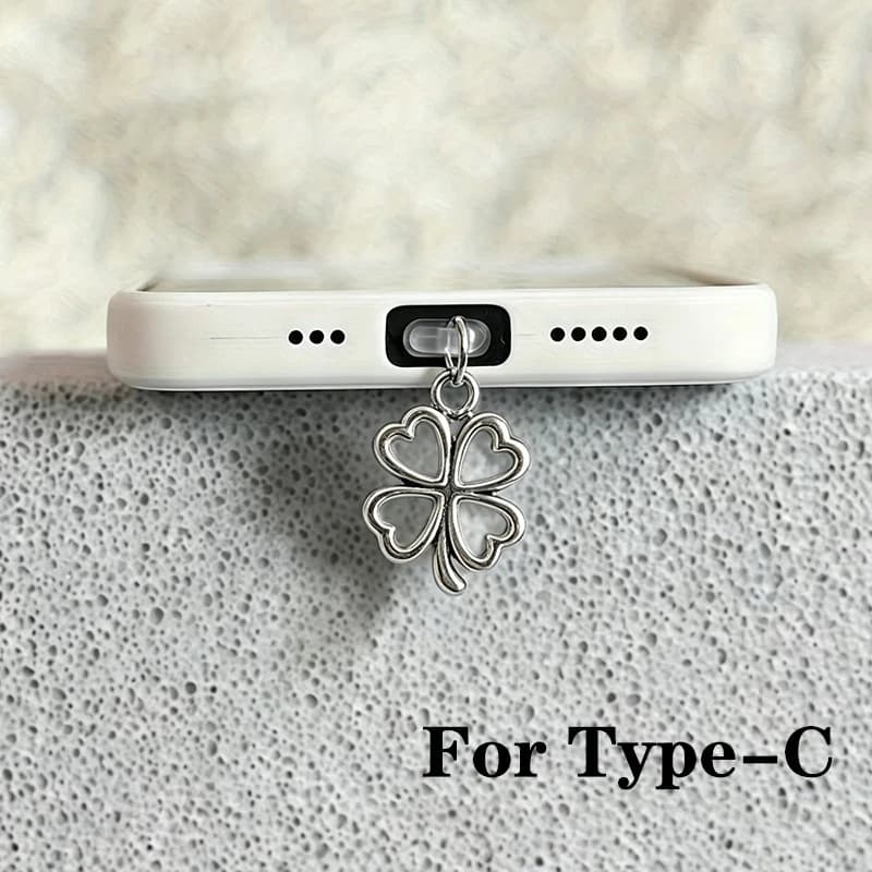 Pendentif décoratif anti-poussière en forme de trèfle argenté pour iPhone et Samsung (port de charge