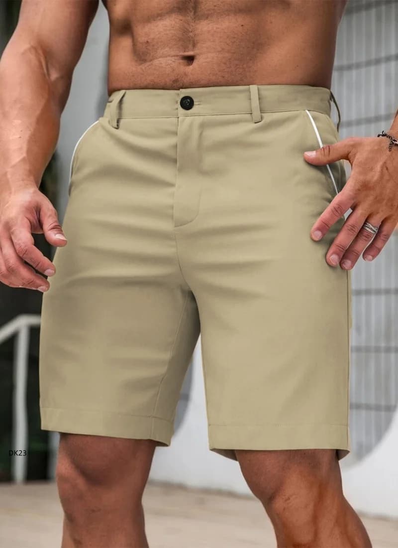 Les shorts basiques d'été, au coupe rafraîchissant et respirant, sont un incontournable de la garde-
