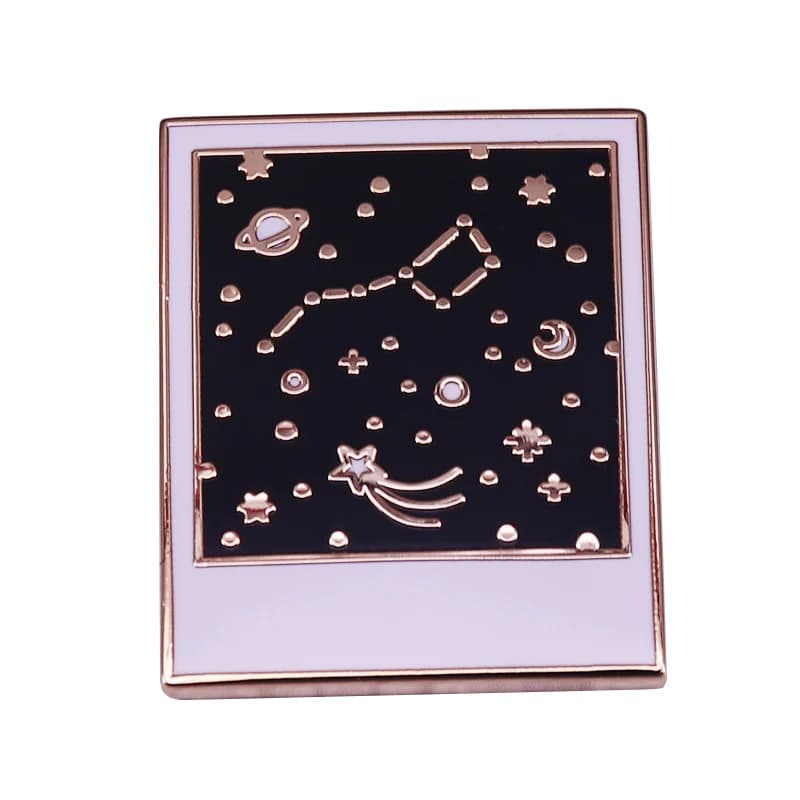 Broche en émail Polaroid Constellation