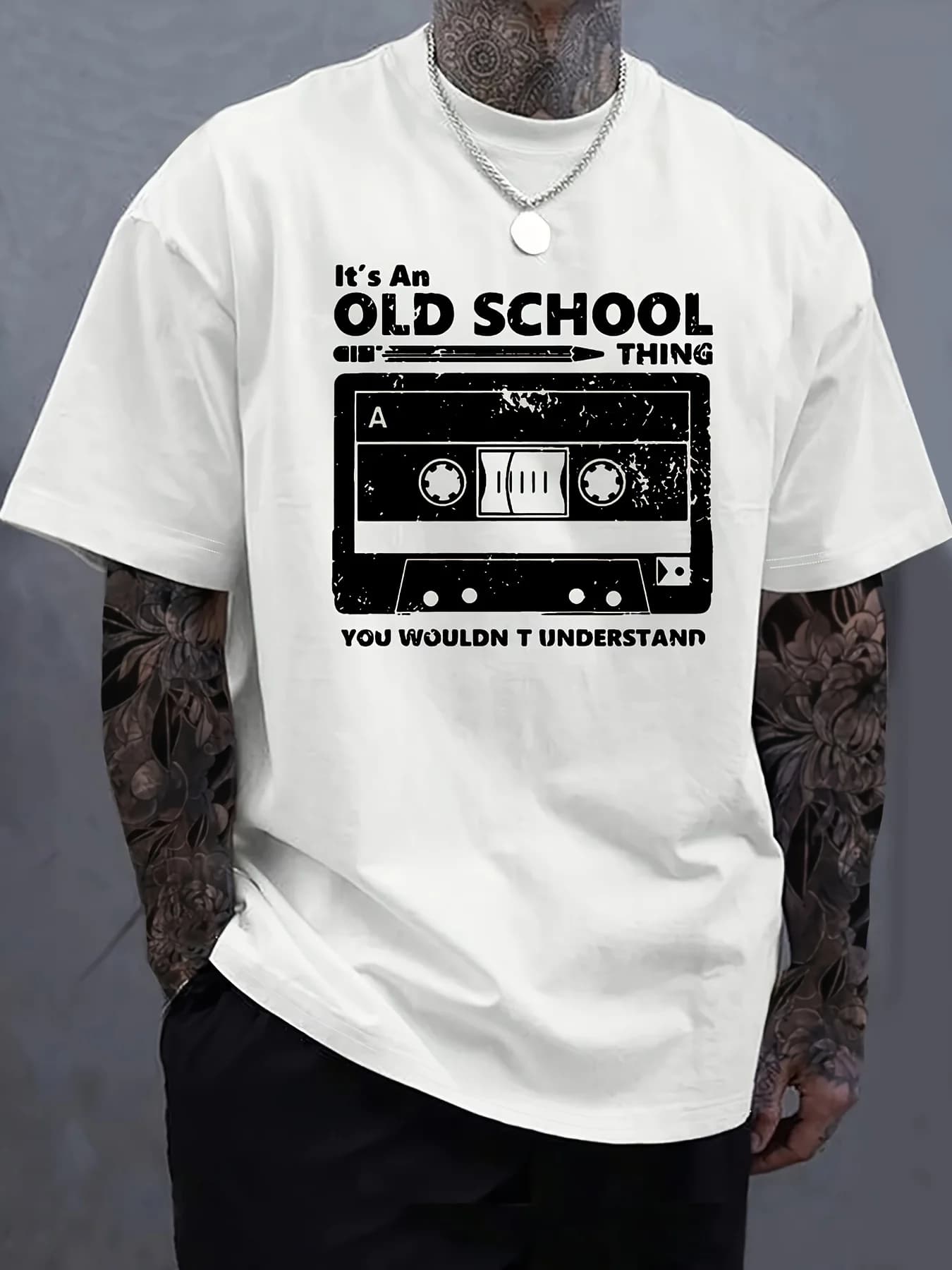 T-shirt blanc avec motif cassette old school, 100% coton, pour homme, s'accorde bien avec toutes les
