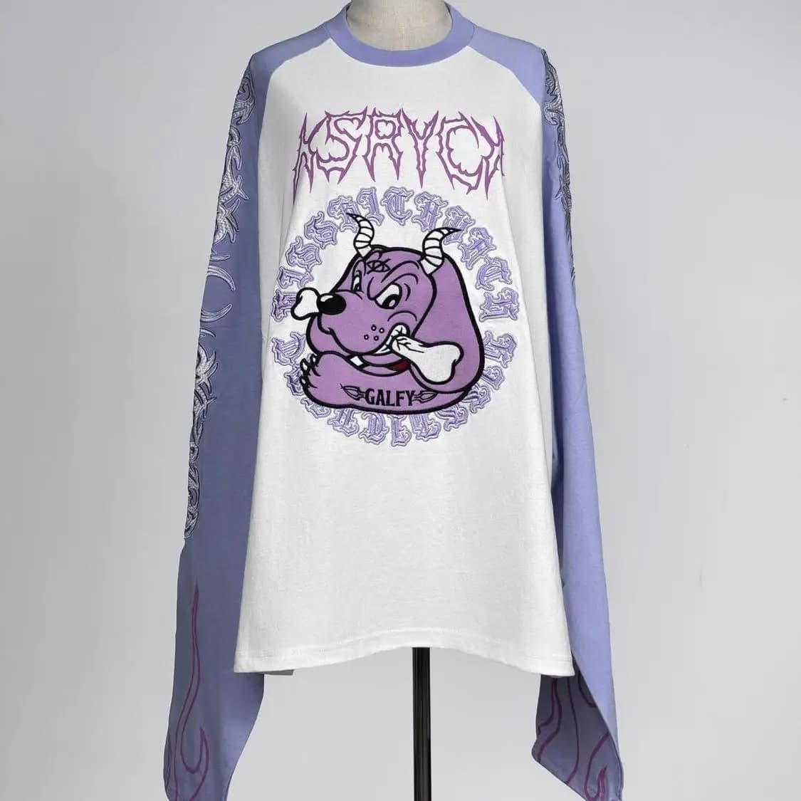 Japonais Harajuku Streetwear co-marqué sous-culture tatouage broderie flamme à manches longues T-Shi