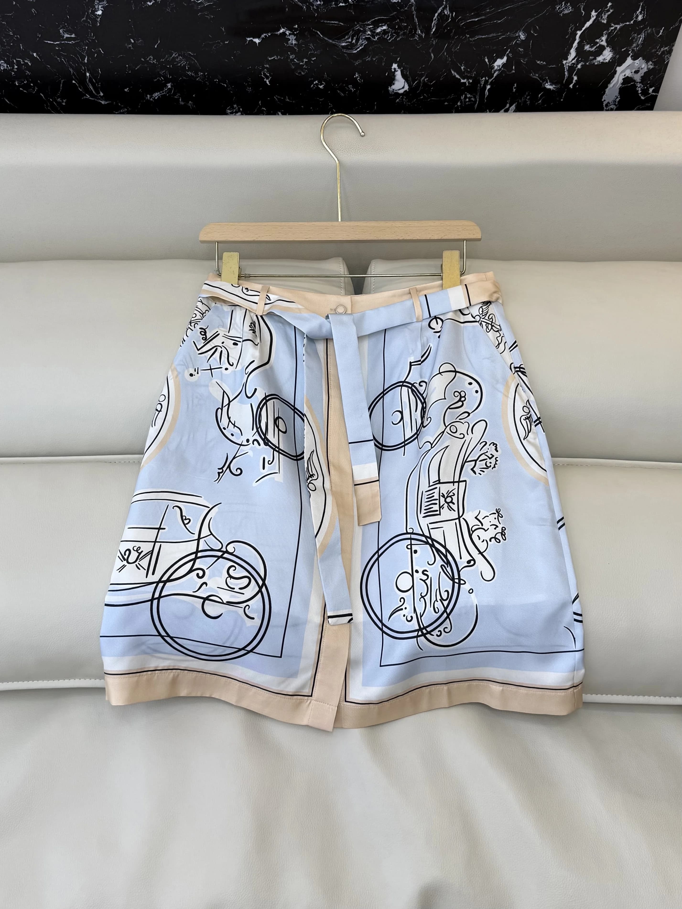 Jolie mini-jupe en soie 100% à imprimé gothique, style punk, jupe décontractée de créateur, vêtement