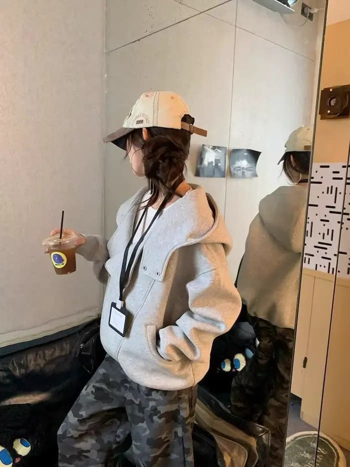 Sweat-shirt à capuche Cardigan veste à manches longues pour femmes en automne et en hiver haut de gamme décontracté