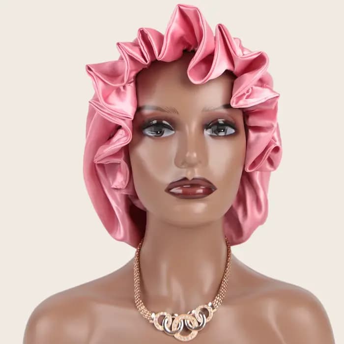 Bonnet en dentelle à double couche