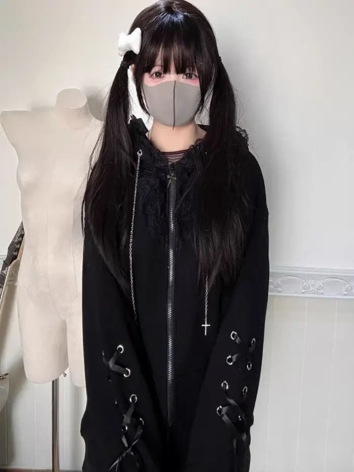 Sweat à capuche ample en dentelle noire pour femme