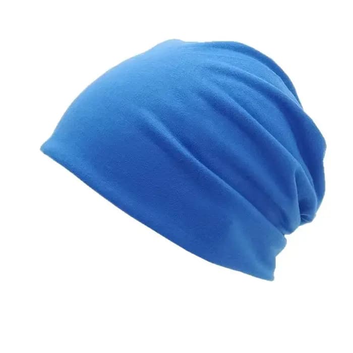 Bonnet uni, design en tricot fin, tendance, simple et décontracté