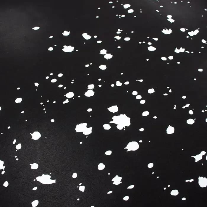 T-shirt Satoshi Nakamoto imprimé lettres effet éclaboussures d'encre