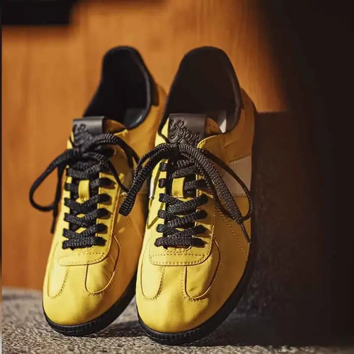 Maden Baskets unisexe jaunes vintage classiques basses à semelle plate légères décontractées de styl