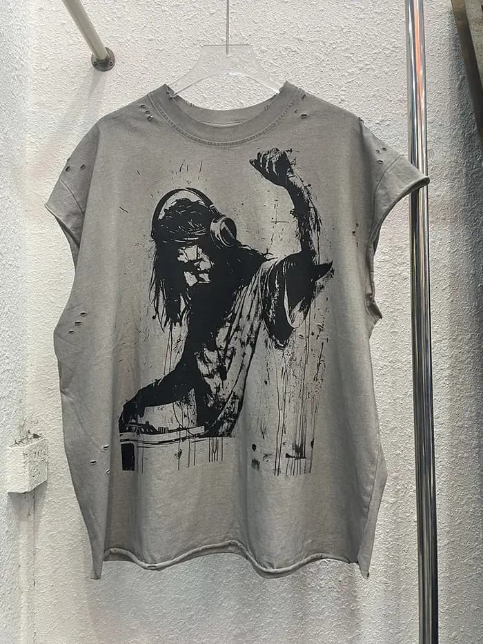 High Street sale endommagé trou dieu est un DJ débardeurs hommes femmes surdimensionné Saint manches-coupées T-Shirt