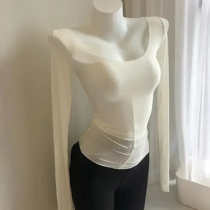 T-shirt élégant et tendance à col rond
