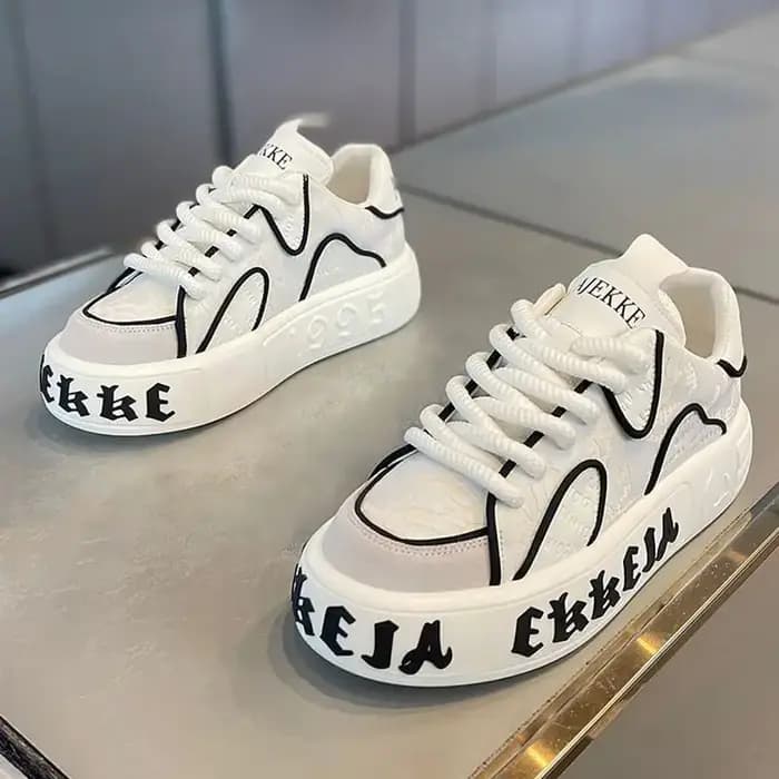 Chaussures pour hommes à la mode à semelles épaisses respirant