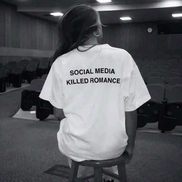 Nouveau T-shirt 2026 Social Media Killed Romance Summer pour Hommes et Femmes