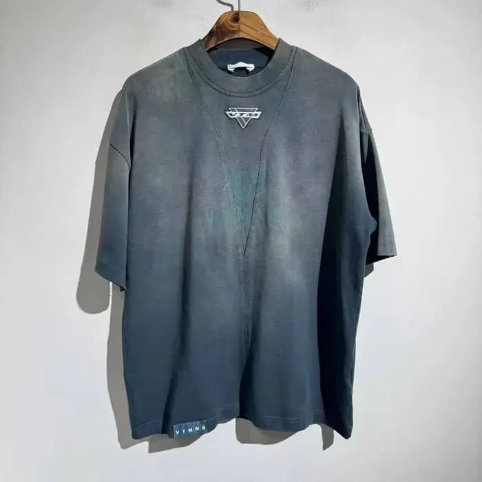 T-shirt en coton surdimensionné à manches courtes style déstructuré et vieilli VT 2026ss