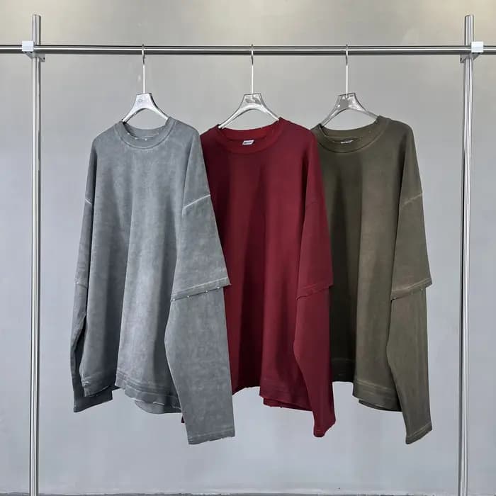 Faux deux T-shirts à manches longues sales, teints et usés