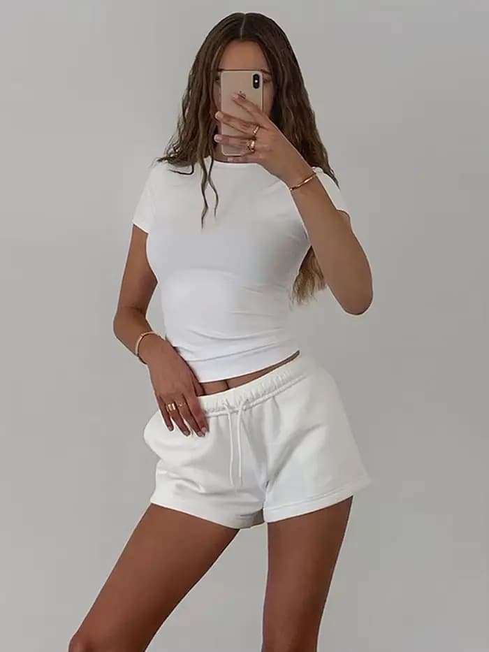 2023 printemps nouveau T-Shirt à manches courtes femmes solide Simple décontracté doux tout-Match chaud basique culture hauts t-shirts mode d'été
