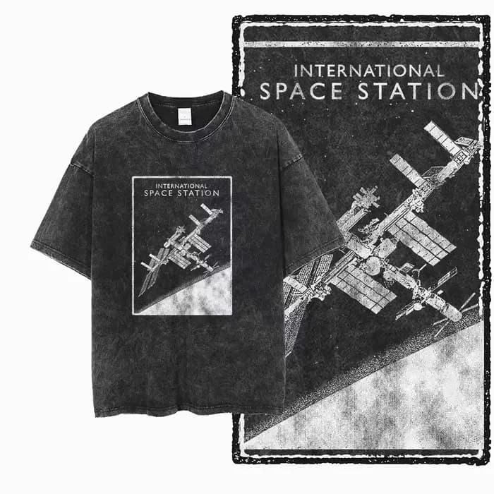 T-shirt unisexe en coton lavé imprimé sur le thème de l'espace