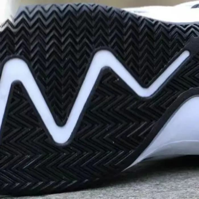 Nouvelles baskets antidérapantes pour hommes