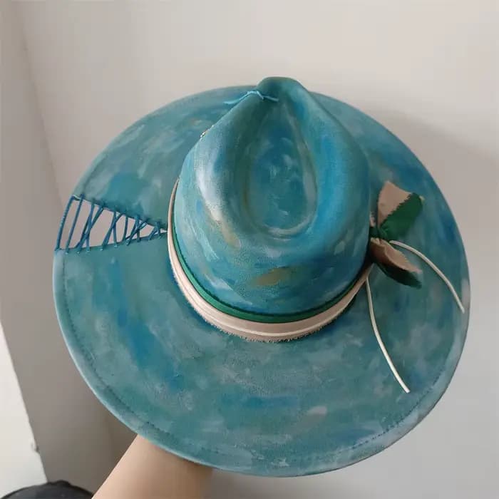Chapeaux en daim peints à la main bleu ciel pour hommes et femmes