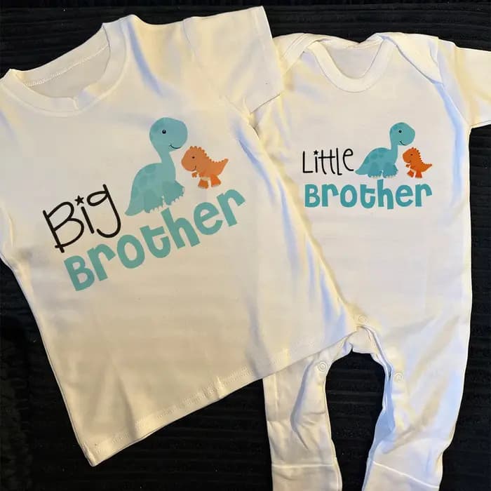 T-shirt assressentipour grands frères et petits