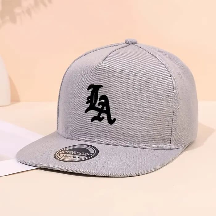 Casquette de baseball à bords plats Edgy LA Emblend, esthétique streetwear élégante, sangle réglable adaptée à un usage quotidien, 1 pièce