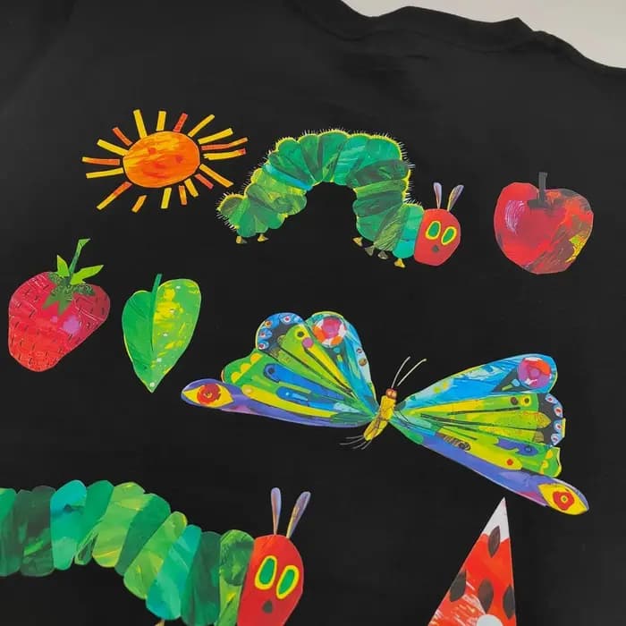 Le chenille très affamée imprimé T-Shirts hauts