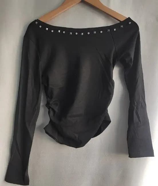 T-shirt noir pour femmes