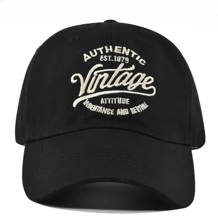 Casquette de baseball avec lettres brodées vintage