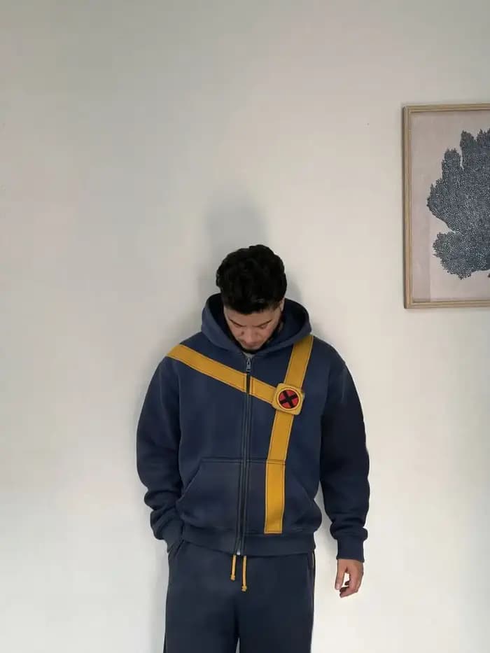 Sweat à capuche zippé color block pour homme, bleu marine rétro, jaune, à rayures diagonales, avec p