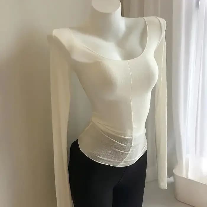 T-shirt élégant et tendance à col rond