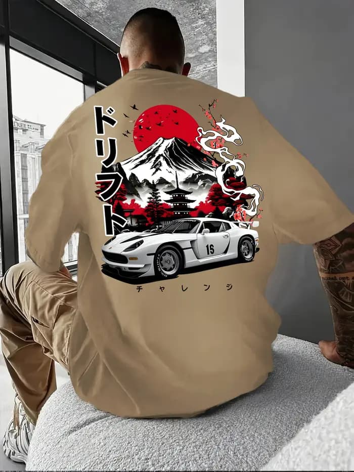 Le nouveau T-shirt pour hommes d'été 2025 comprend un motif de voiture de sport japonais décontracté et à la mode imprimé à manches courtes