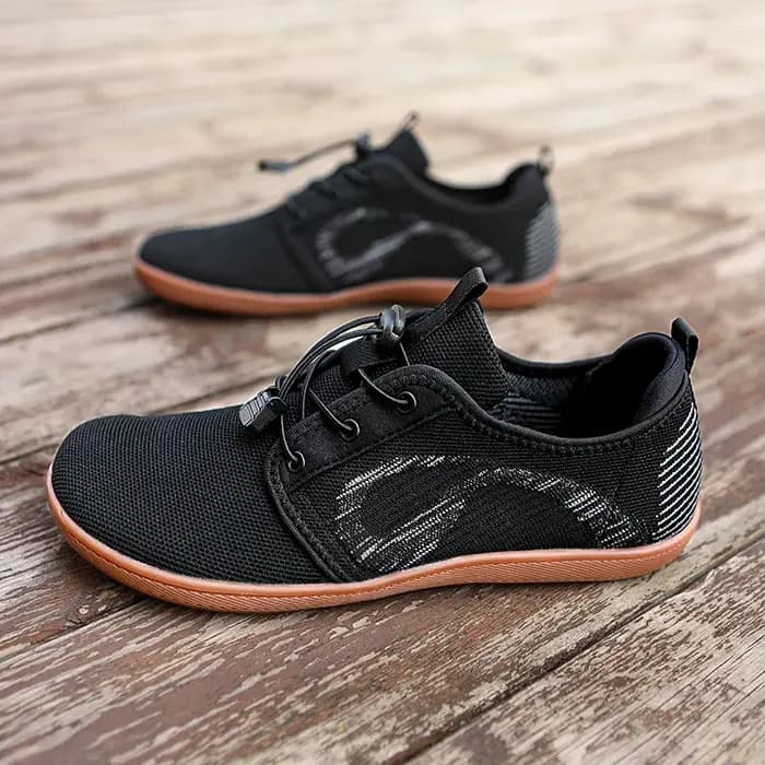 Baskets à bout large pour hommes et femmes, chaussures plates souples sans chute, tige en maille respirante, grandes tailles, confortables pour un usage quotidien
