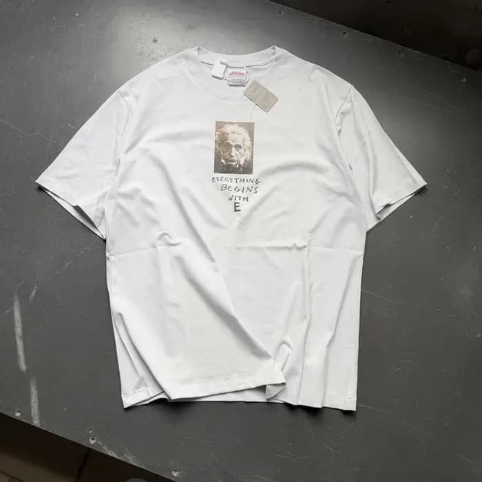 T-shirt blanc de bonne qualité Saint Everything Begins with E Fashion pour hommes et femmes, style v