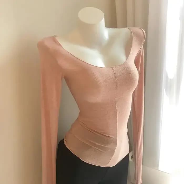 T-shirt élégant et tendance à col rond