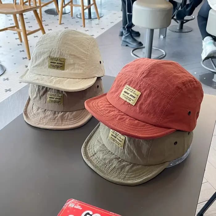 Casquette de sport réglable à visière souple