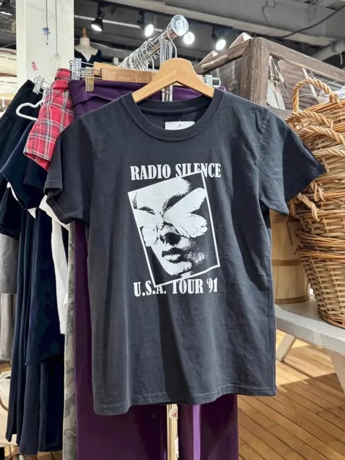 T-shirts graphiques pour femmes