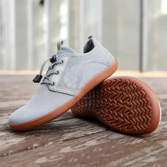 Baskets à bout large pour hommes et femmes, chaussures plates souples sans chute, tige en maille respirante, grandes tailles, confortables pour un usage quotidien