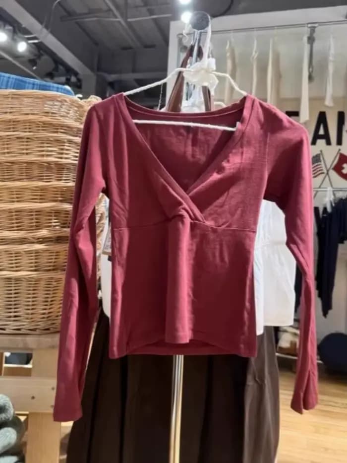 Rouge Sexy col en v mince T-shirts femmes automne nouveau Streetwear décontracté coton à manches longues