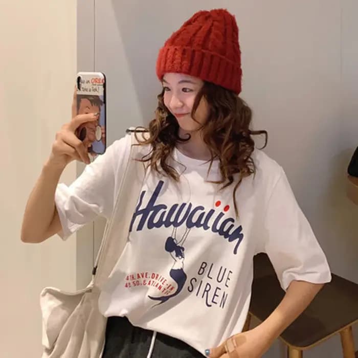 T-shirt graphique hawaïen pour femmes